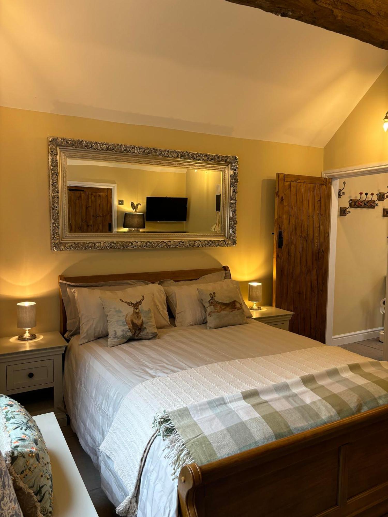 Mulberry House Farm Mulberry Lodge Chippenham  Esterno foto